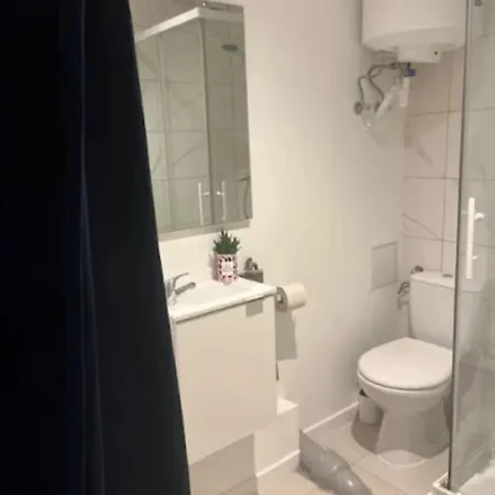 Soh Rent 4 Tv-wifi Proche Gare Holiday home Strasbourg