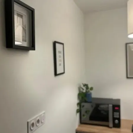 Soh Rent 4 Tv-wifi Proche Gare Panzió